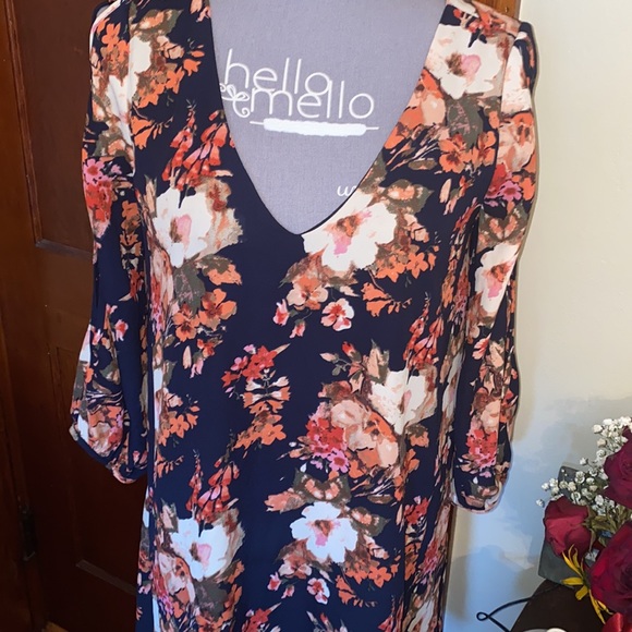 🌸 NWOT Lulu's Dresses | Lulus SHIFTING Dears Navy Blue Floral Shift Dress🌸 - Picture 5 of 11